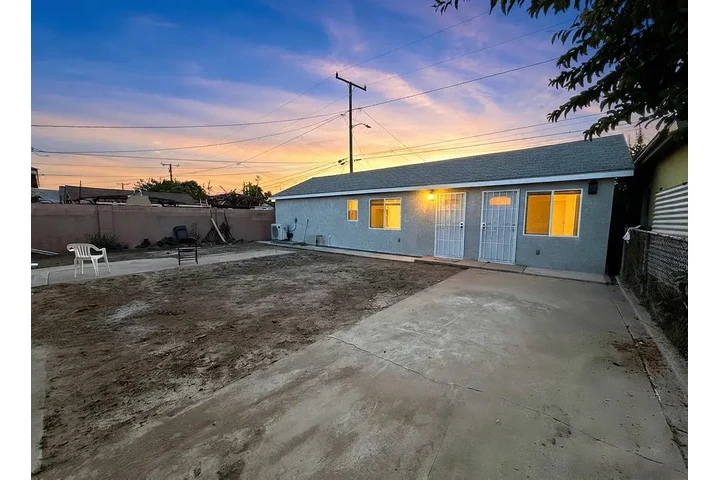 $3400 : 3bed 2bath available for rent image 2