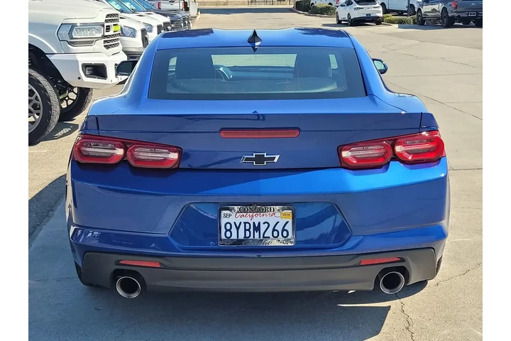 $16990 : Chevrolet Camaro 2021 LS 2dr image 5