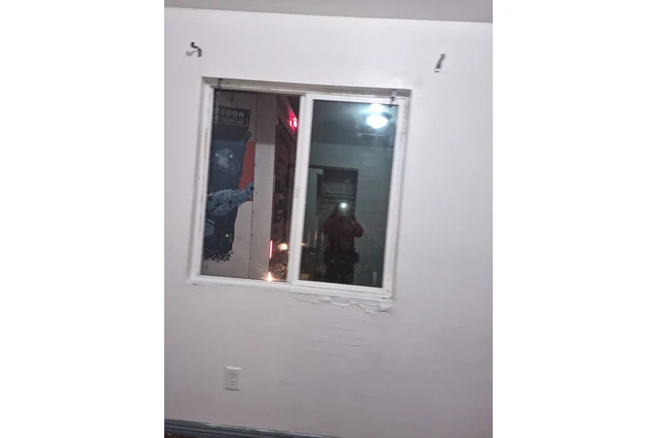 $1000 : Rento cuarto $1000 y depósito image 2