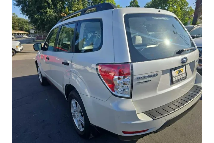 $8499 : 2010 Forester image 8