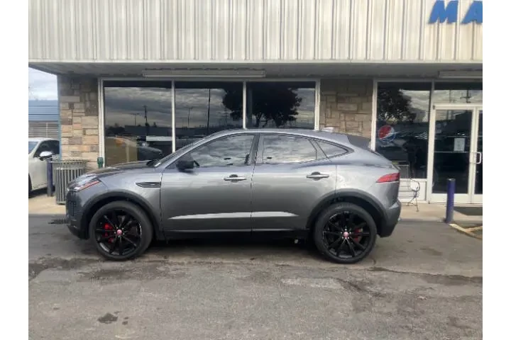 $16090 : 2018 E-PACE P250 SE image 3