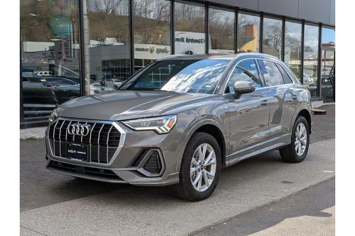 $31995 : Audi Q3 2025 AWD quattro S l image 1