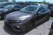 PRE-OWNED 2022 TOYOTA CAMRY SE en Madison WV