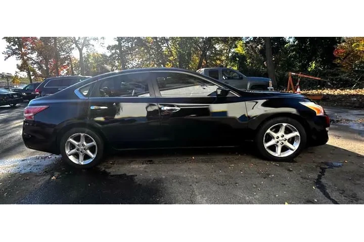 $8999 : 2014 Altima image 4