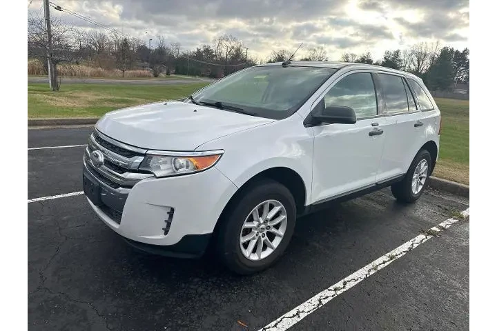 $8000 : Ford Edge 2014 SE 4dr Crosso image 10