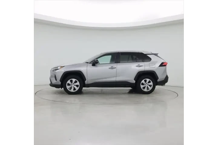 $23998 : Toyota RAV4 2024 LE 4dr SUV image 3