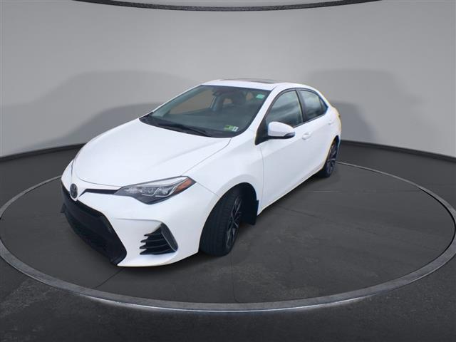 $19600 : PRE-OWNED 2018 TOYOTA COROLLA image 4