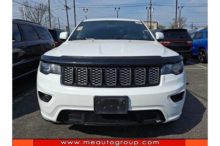 $18742 : Jeep Grand Cherokee 2018 4x4 image 2
