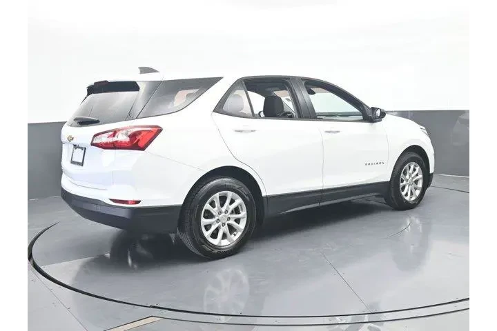 $13991 : Chevrolet Equinox 2019 LS 4d image 6