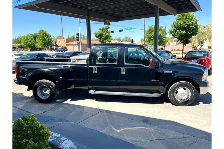 2007 F-350 SD XL Crew Cab DRW image 4