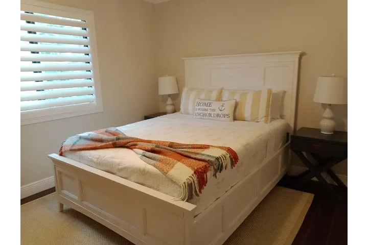 CLEANING VACATION HOMES image 3