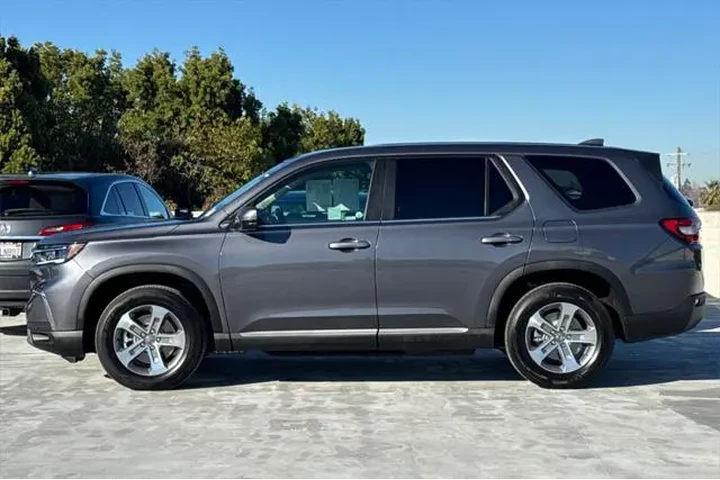 $39889 : Honda Pilot 2025 EX-L 4dr SU image 6