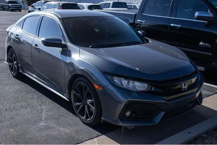 $15500 : Honda Civic 2017 Sport 4dr H image 3
