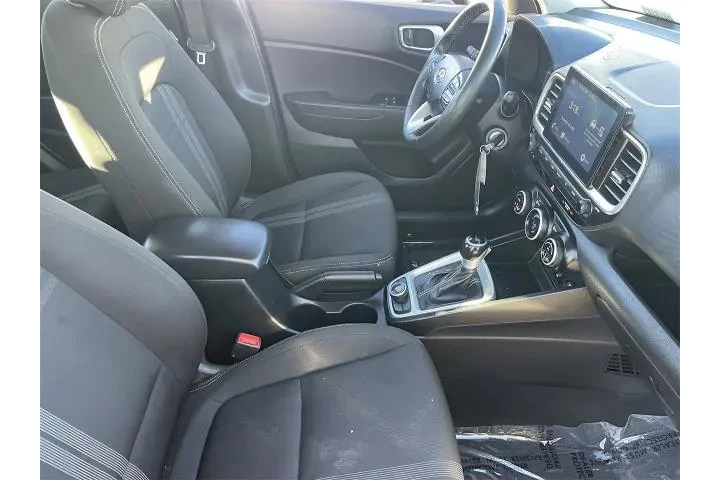 $12887 : Hyundai VENUE 2021 SEL 4dr C image 10