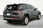 $31490 : Jeep Grand Cherokee 2022 4x4 thumbnail