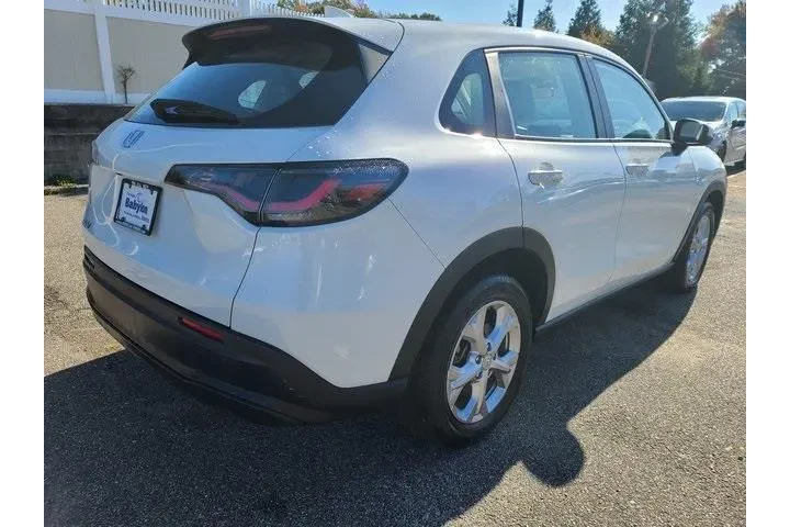 $22772 : Honda HR-V 2023 AWD LX 4dr C image 5