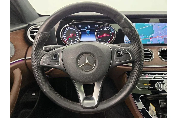 $24998 : Mercedes-Benz E-Class 2017 E image 10