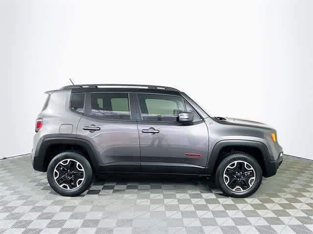 $16980 : PRE-OWNED 2016 JEEP RENEGADE image 10