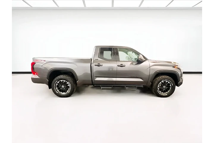 $34888 : Toyota Tundra 2023 4x4 SR5 4 image 5
