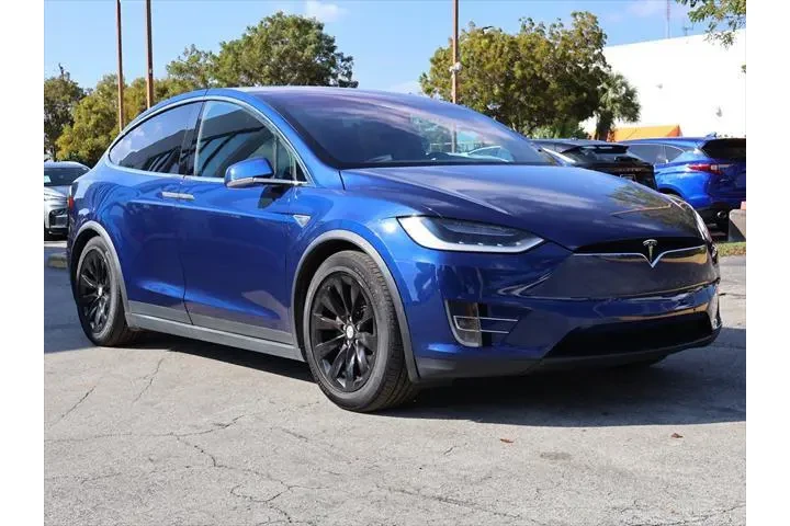$23799 : Tesla Model X 2016 AWD 75D 4 image 2