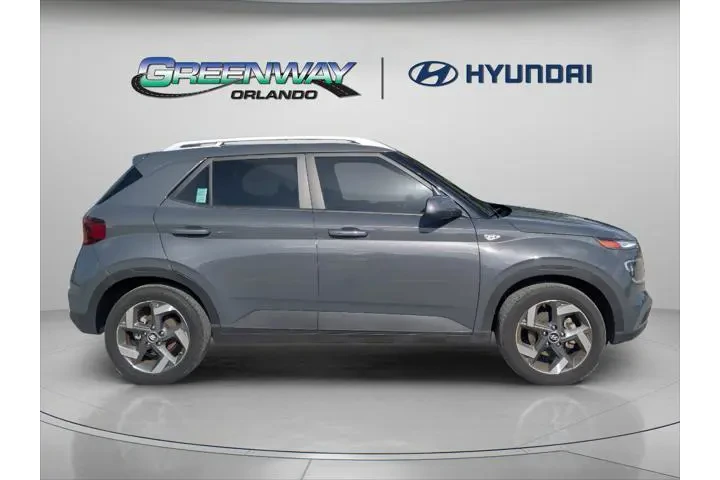 $20577 : Hyundai VENUE 2025 SEL 4dr C image 10