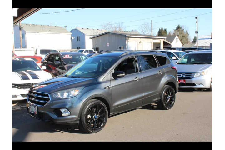 $9995 : 2017 Escape Titanium 4WD image 1