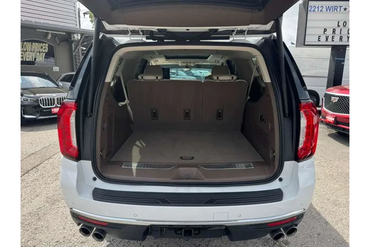 2021 GMC Yukon XL Denali 2WD image 5