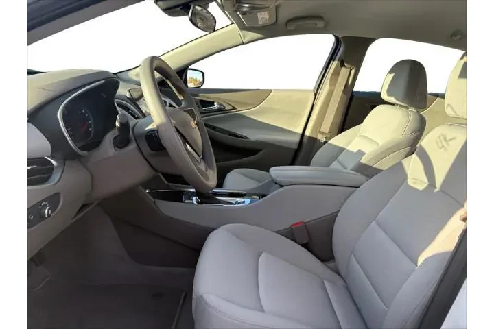 $19495 : Chevrolet Malibu 2025 LT 4dr image 10