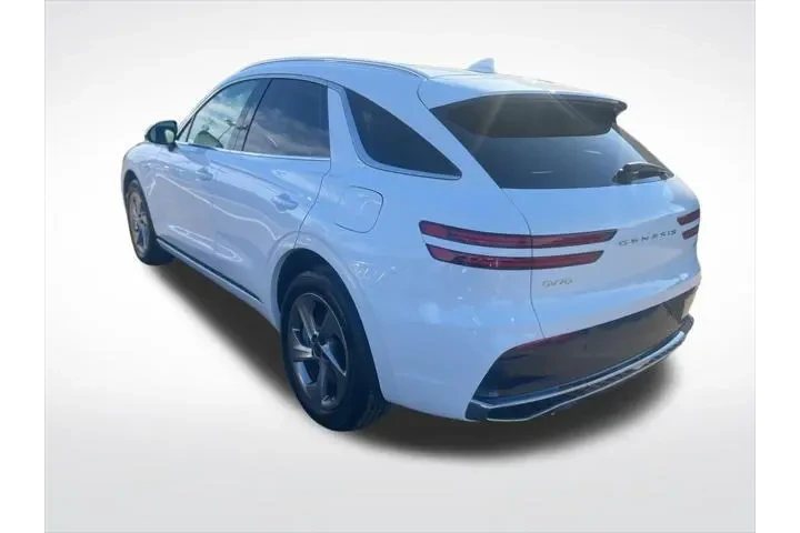 $39900 : Genesis GV70 2026 AWD 2.5T S image 5
