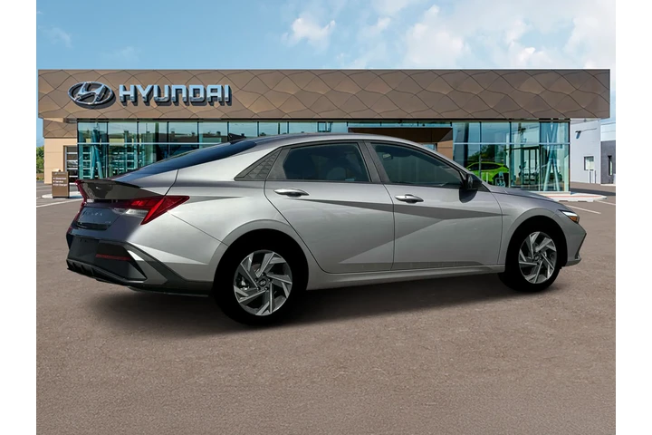$23990 : Hyundai ELANTRA Hybrid 2025 image 8