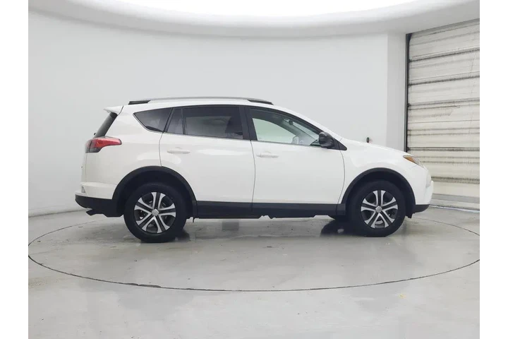 $19998 : Toyota RAV4 2018 LE 4dr SUV image 7