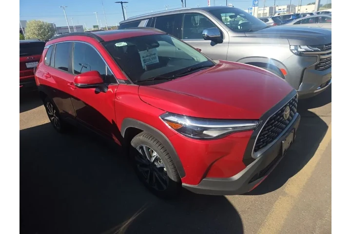 $29999 : 2023 Corolla Cross XLE image 1