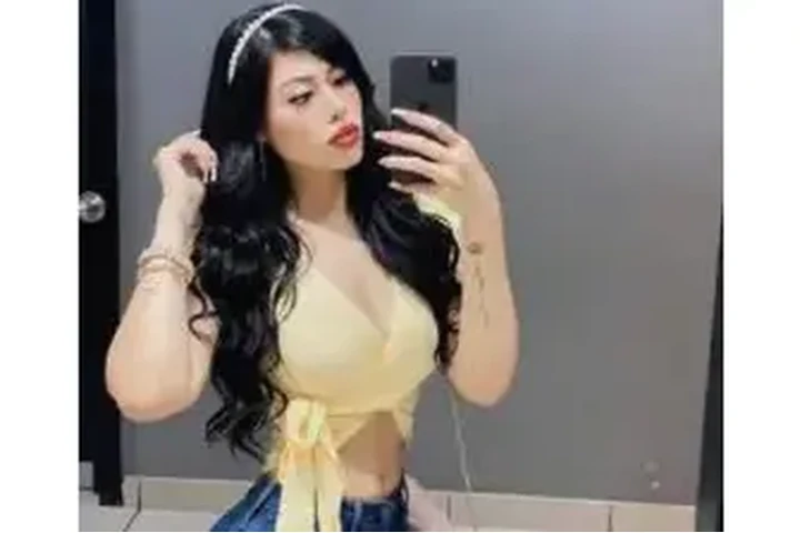 LESLY 😋818-398-1842 image 1