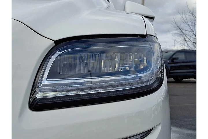 $25500 : Lincoln Nautilus 2020 AWD Re image 9