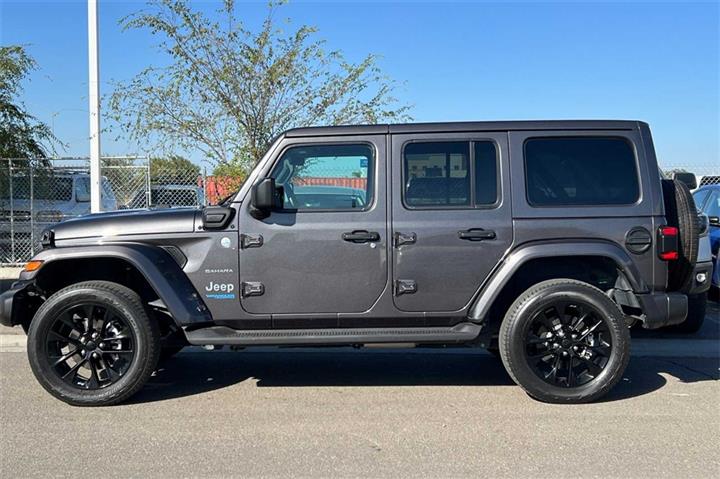 $36250 : Wrangler Unlimited Sahara 4xe image 9