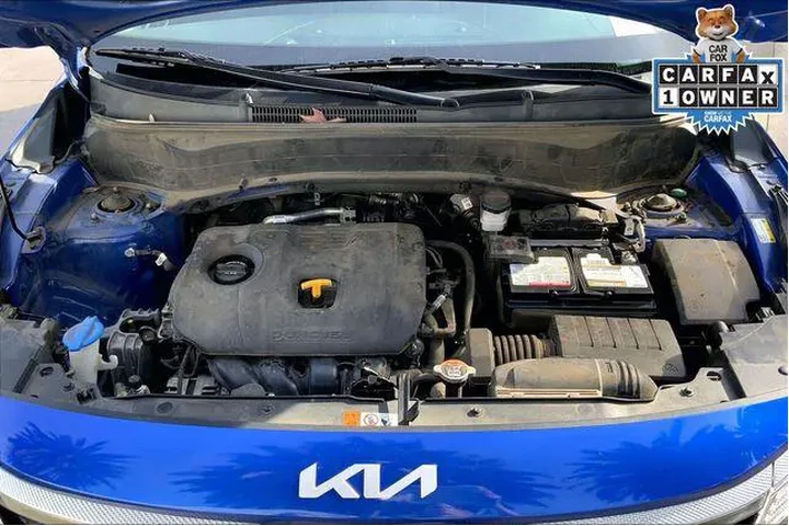 $19985 : Kia Seltos 2023 S 4dr SUV image 10