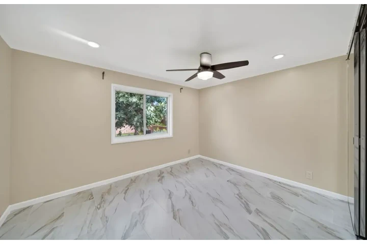 $2475 : 3 Bedroom House In Inglewood image 6