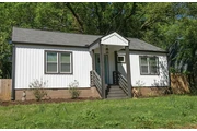 $1800 : Live in our charming 3-bedroom thumbnail