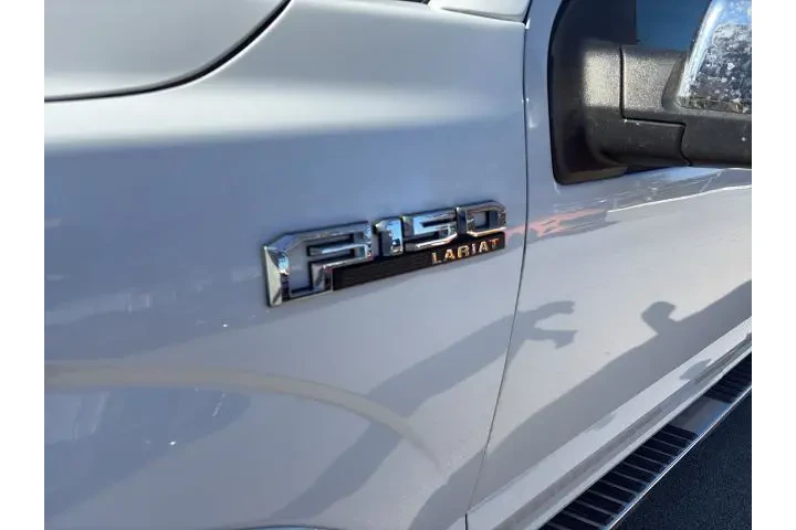 $18777 : Ford F-150 2017 4x4 Lariat 4 image 3