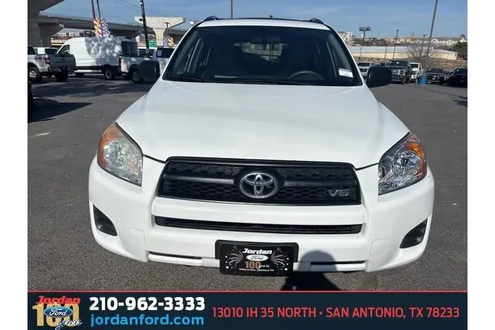 $11995 : Toyota RAV4 2011 Base 4dr SU image 2