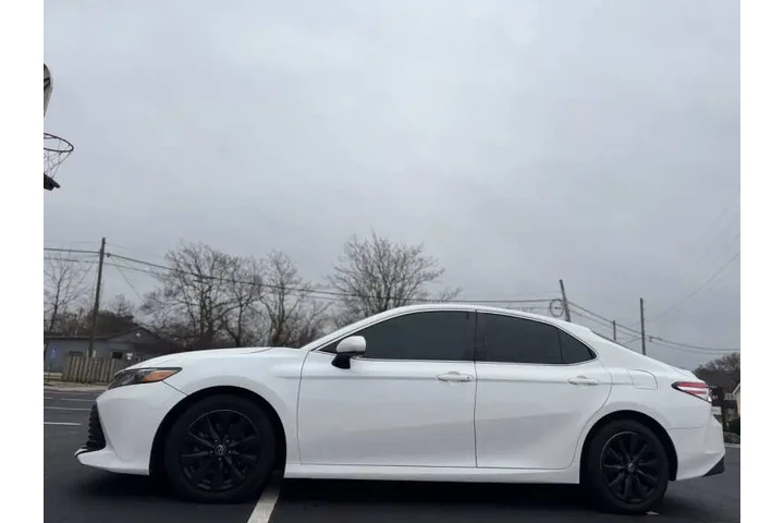 $17999 : 2020 Camry LE image 5
