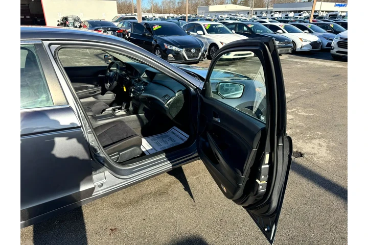 $9980 : 2012 Accord Sdn 4dr I4 Auto LX image 8
