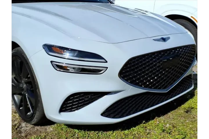 $28995 : Genesis G70 2023 2.0T 4dr Se image 8