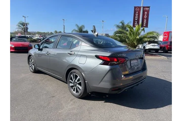 $19788 : Nissan Versa 2025 SV 4dr Sed image 5