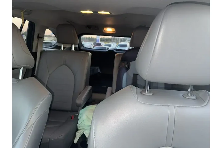 $39341 : Toyota Highlander Hybrid 202 image 2