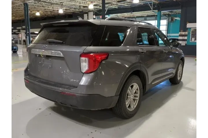 $23899 : Ford Explorer 2022 AWD XLT 4 image 7