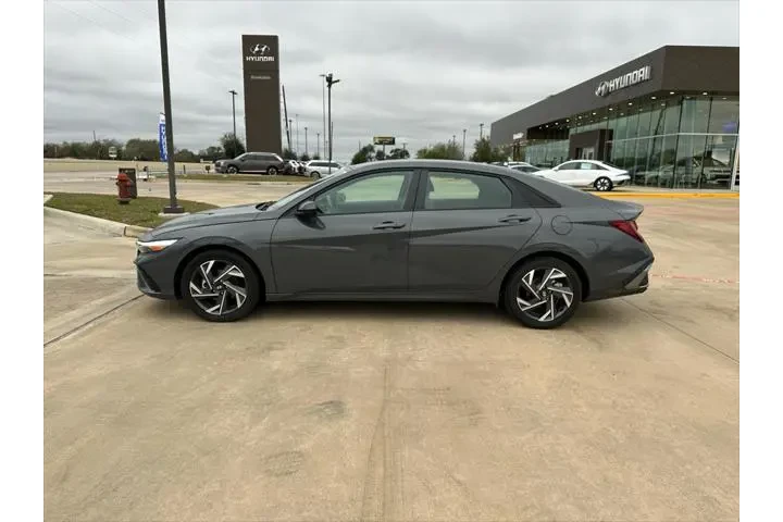 $21552 : Hyundai ELANTRA 2025 SEL Spo image 8