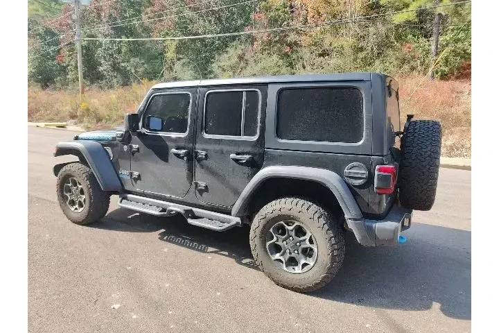 $31999 : Jeep Wrangler Unlimited 2021 image 4