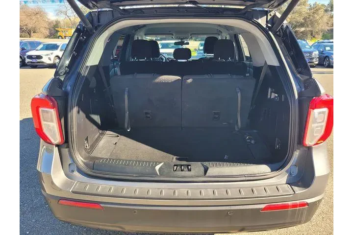 $22330 : Ford Explorer 2021 AWD XLT 4 image 8