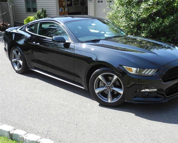 $8900 : 2015 Ford Mustang V6 Coupe image 3